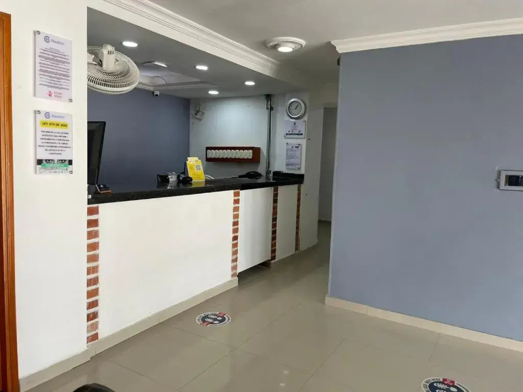 Hotel Aeromar Central