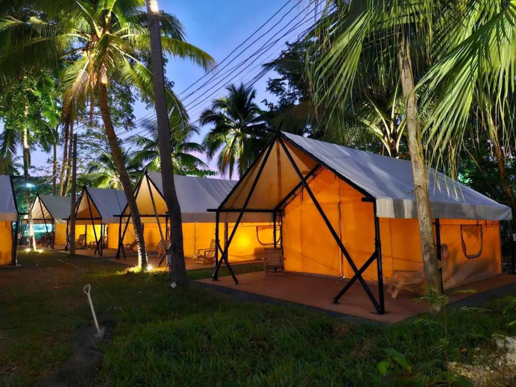 Slumber Party Beach Club and Resort Koh Phangan