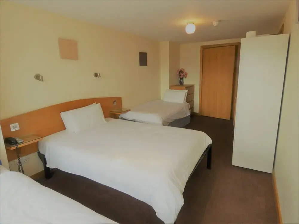 Hounslow Central Hotel