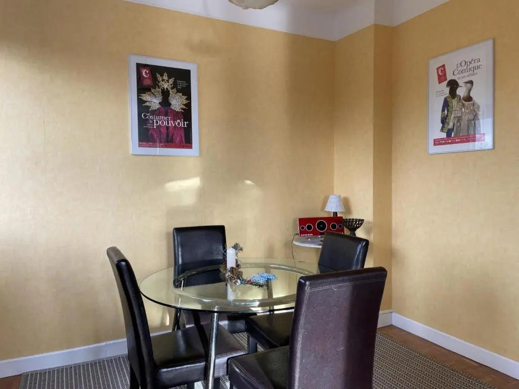 Appartement Vichy, 2 pièces, 2 personnes - FR-1-489-302