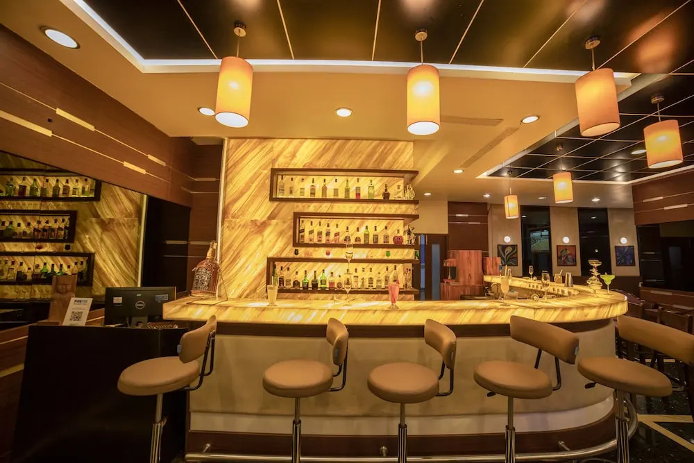FabHotel Purple Orchid