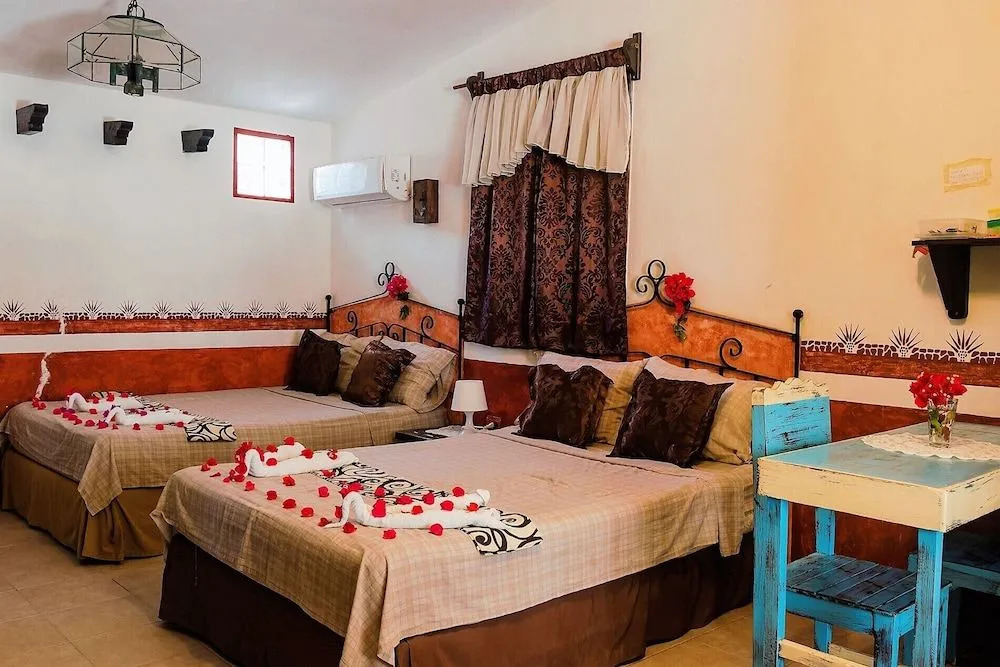 Room-antigua Lodge, Away From the Crowds