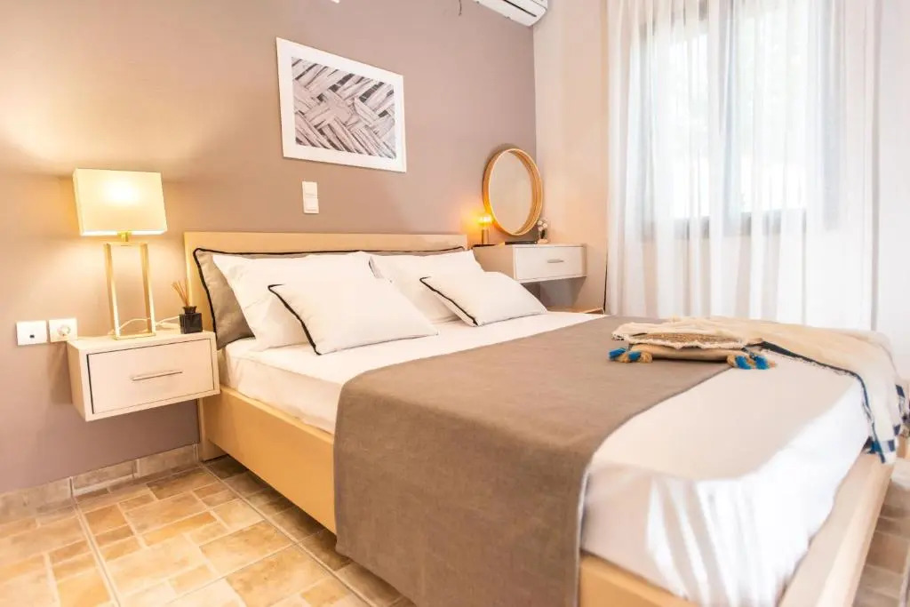 Gifel Apartments and Luxurious Suites