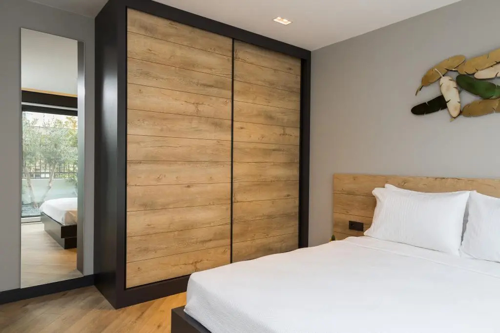 Z-Suites