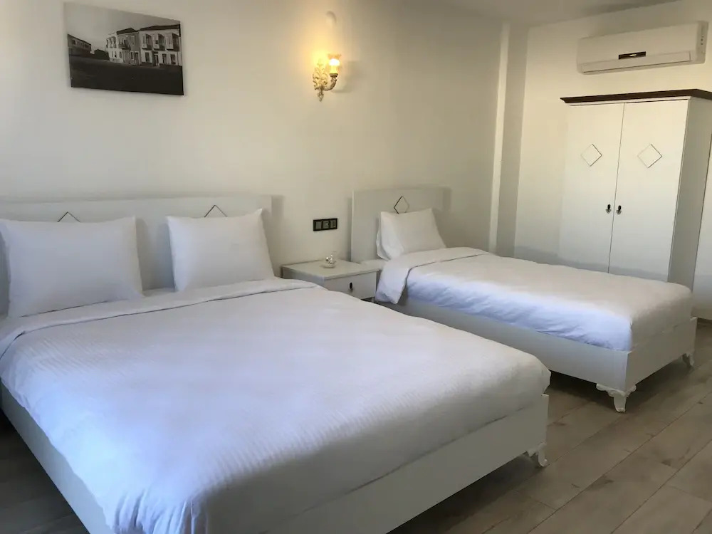 Limon Hotel