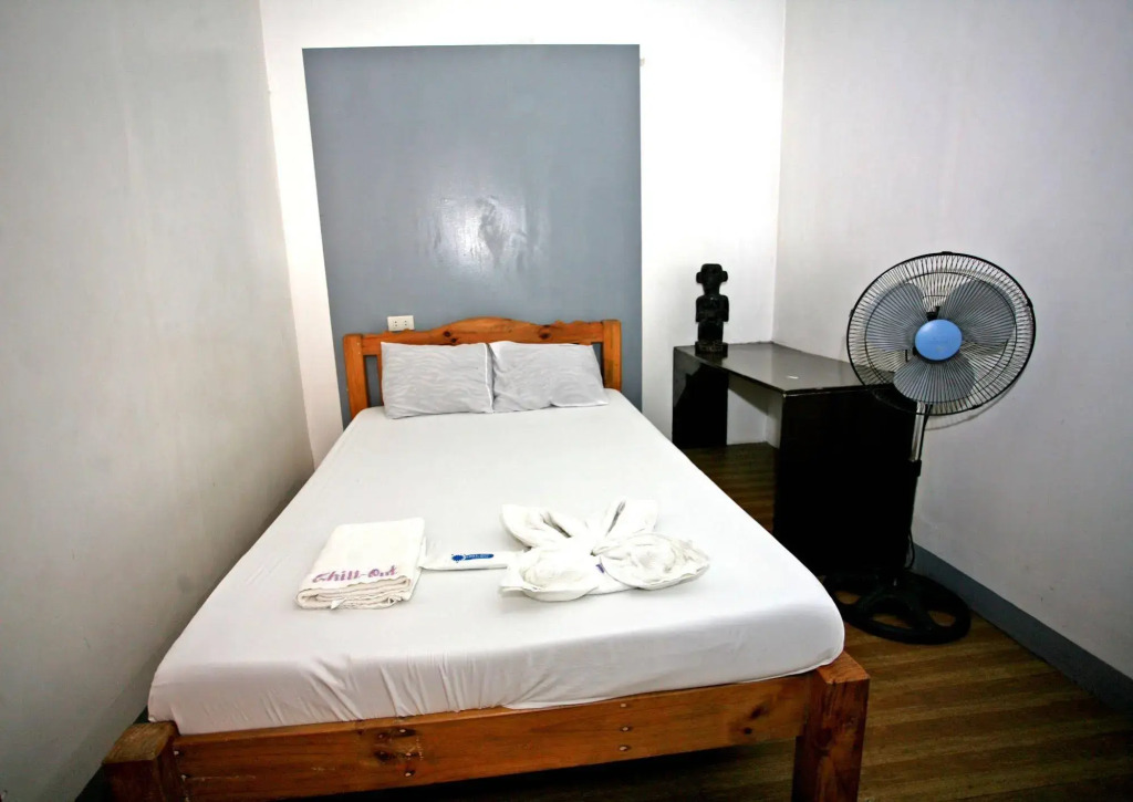 Chill-Out Guesthouse Manila