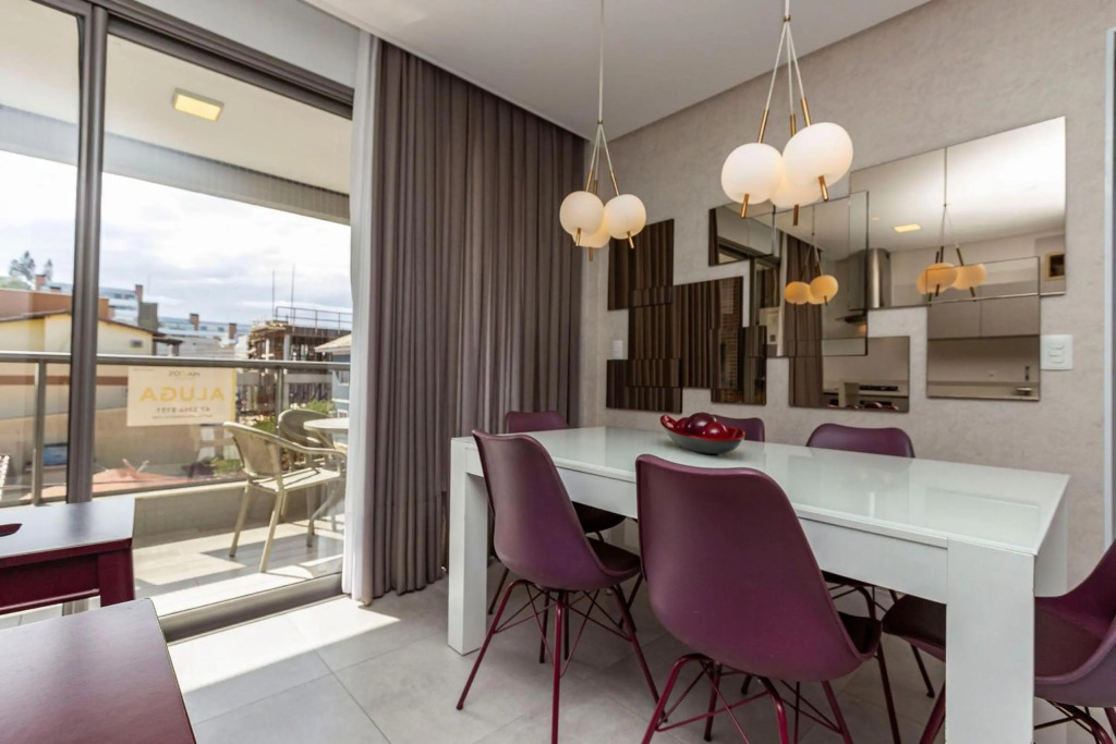 Porto Madero, Condo com Piscina e Academia -Apto 2 dorms 6 pessoas- Centro de Bombinhas