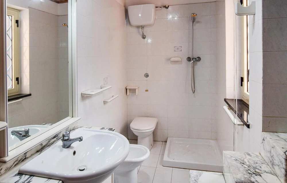 Amazing Apartment in Gioia Tauro With Wifi and 1 Bedrooms