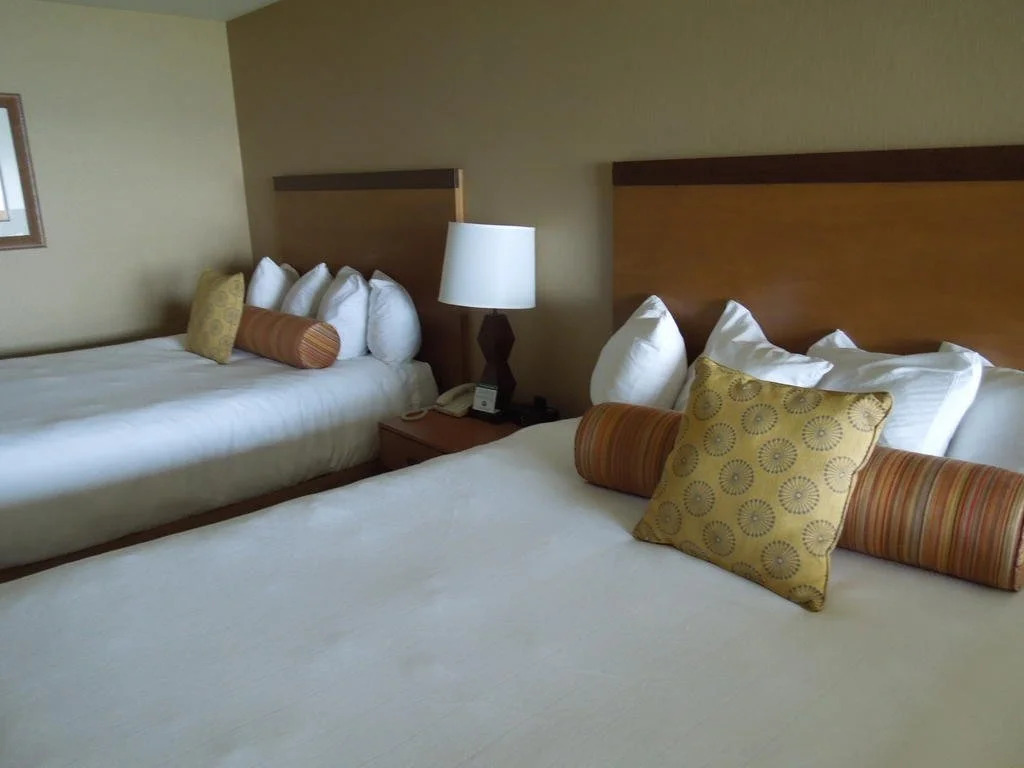 Hallmark Resort - Newport