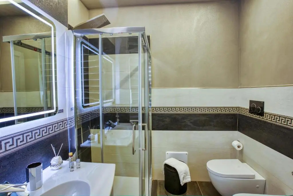 Distinto Suite & Rooms
