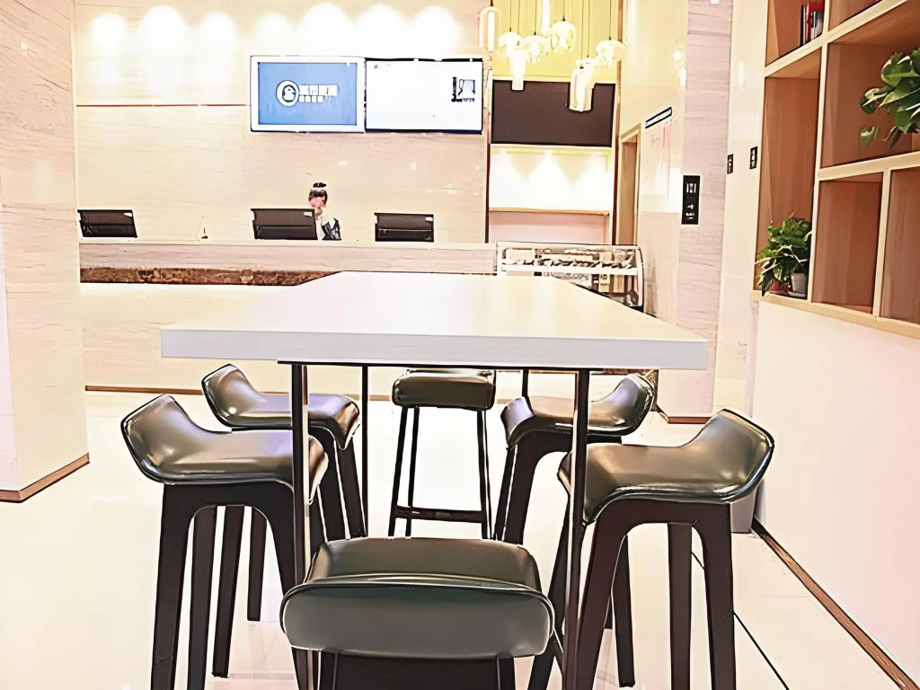 City Comfort Inn Chenzhou Youa International Plaza