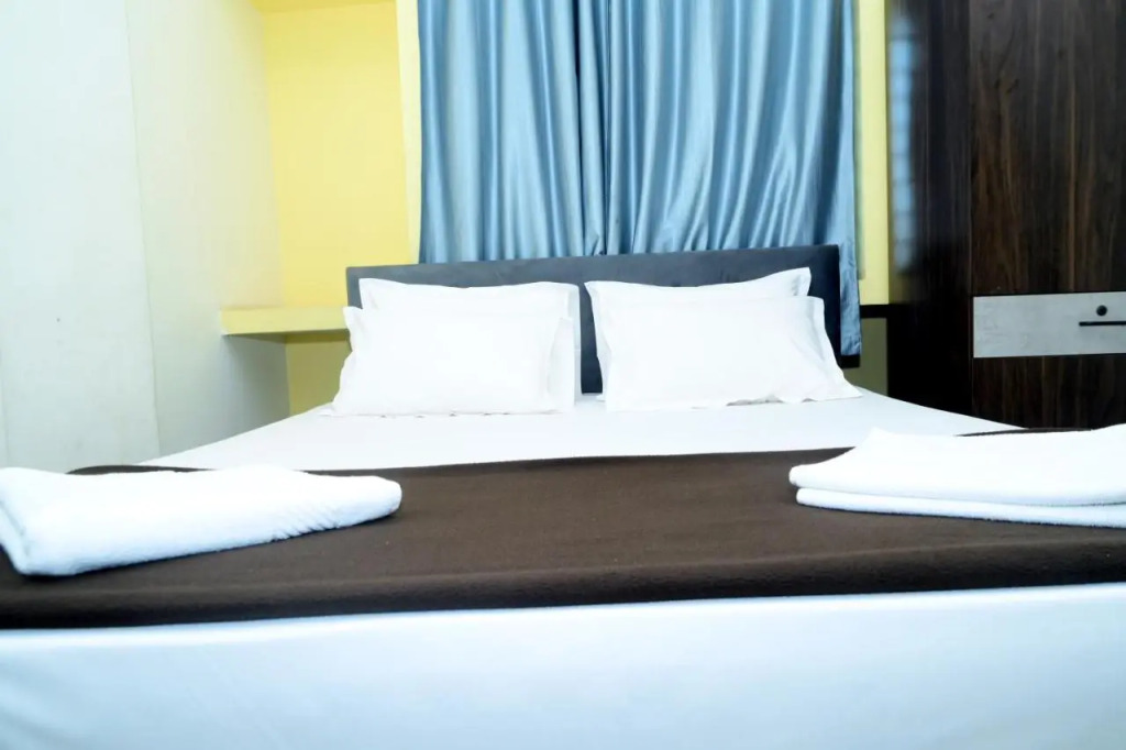 Hotel Aradhya Inn Deralakatte