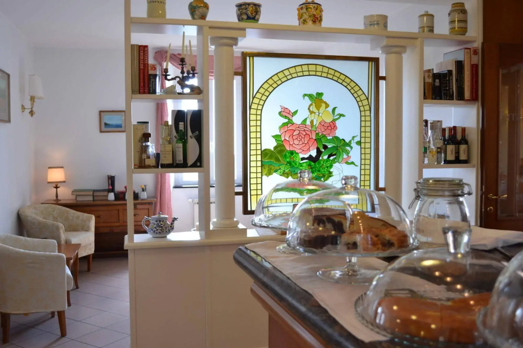 Hotel Montallegro
