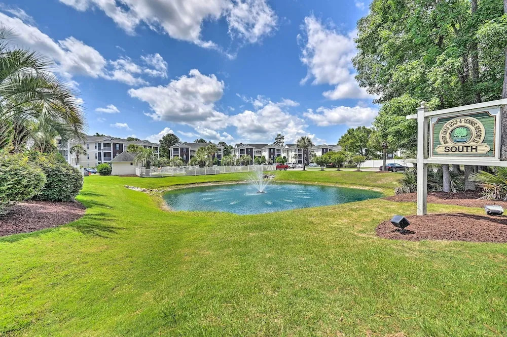 On the Fairways: Myrtle Beach Condo w/ Pool Access