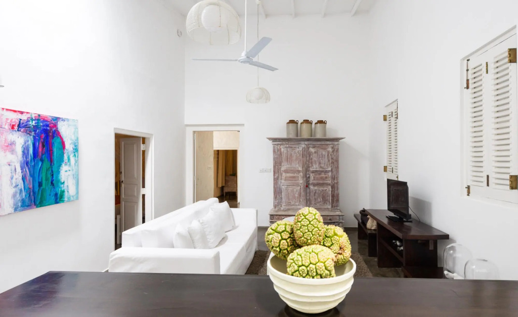 Taru Villas 906 - Hikkaduwa