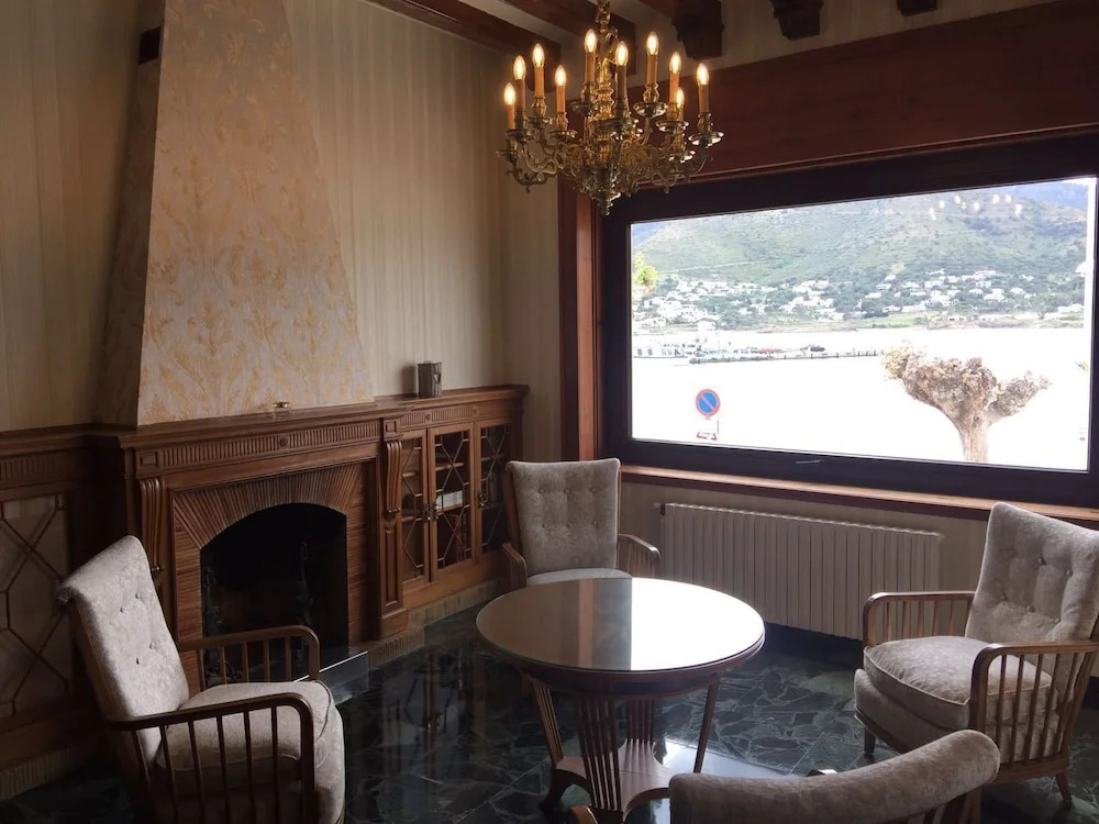 Hotel Boutique Mar d'Amunt