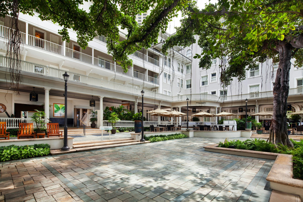 Moana Surfrider, A Westin Resort & Spa, Waikiki Beach