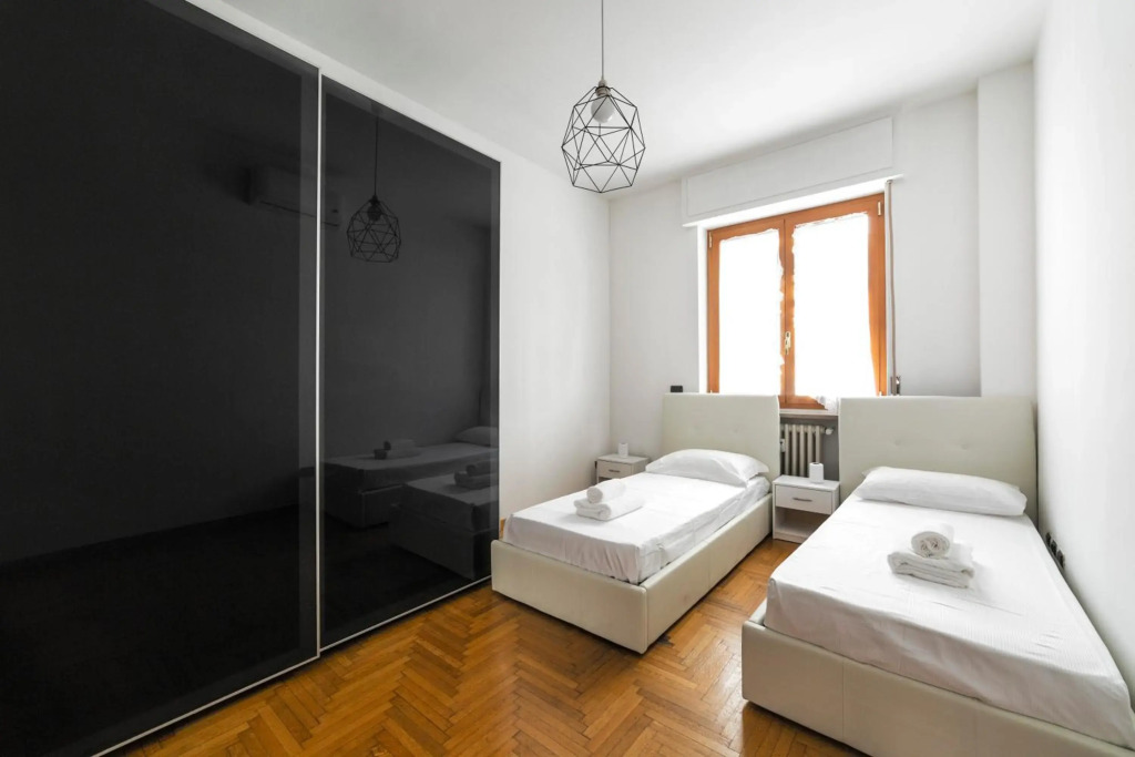 Cenisio M5 Lovely Apartment - with balcony!