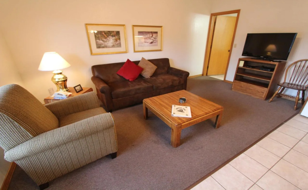 Pine-Santa Fe by Roundhouse Resort and Spa