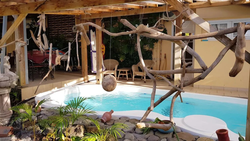 Apartment With one Bedroom in Le Lamentin, With Pool Access, Enclosed