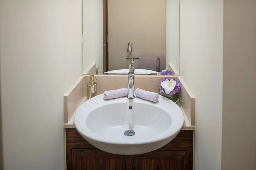 The Residences 8