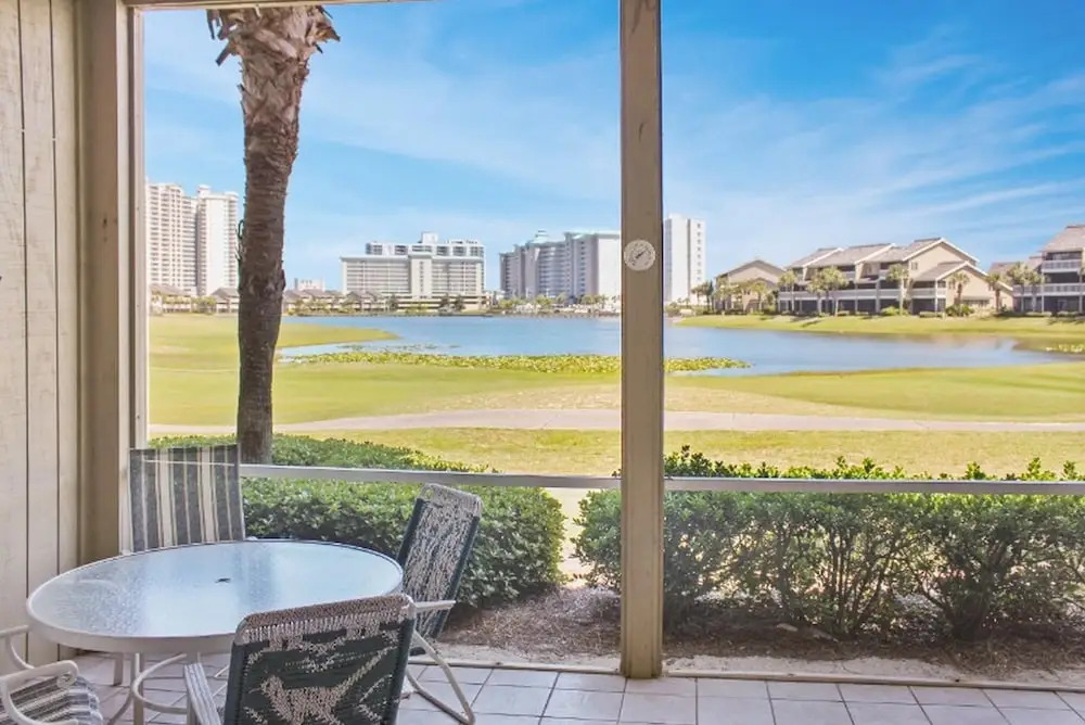 Lakefront By Seascape Resort