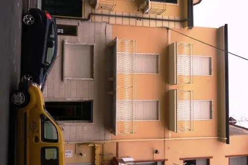 Attico con 2 camere in Via Vespucci