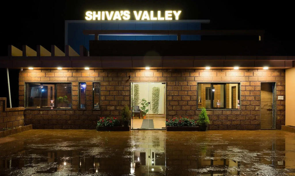 Treebo Shivas Valley