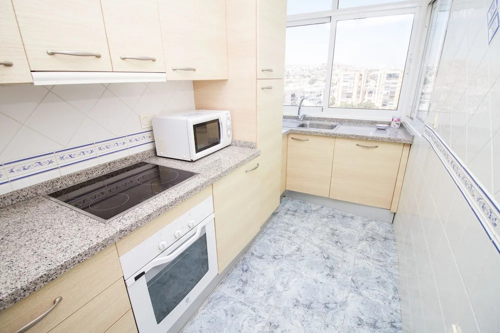 Penthouse in front of the sea by La Recepción