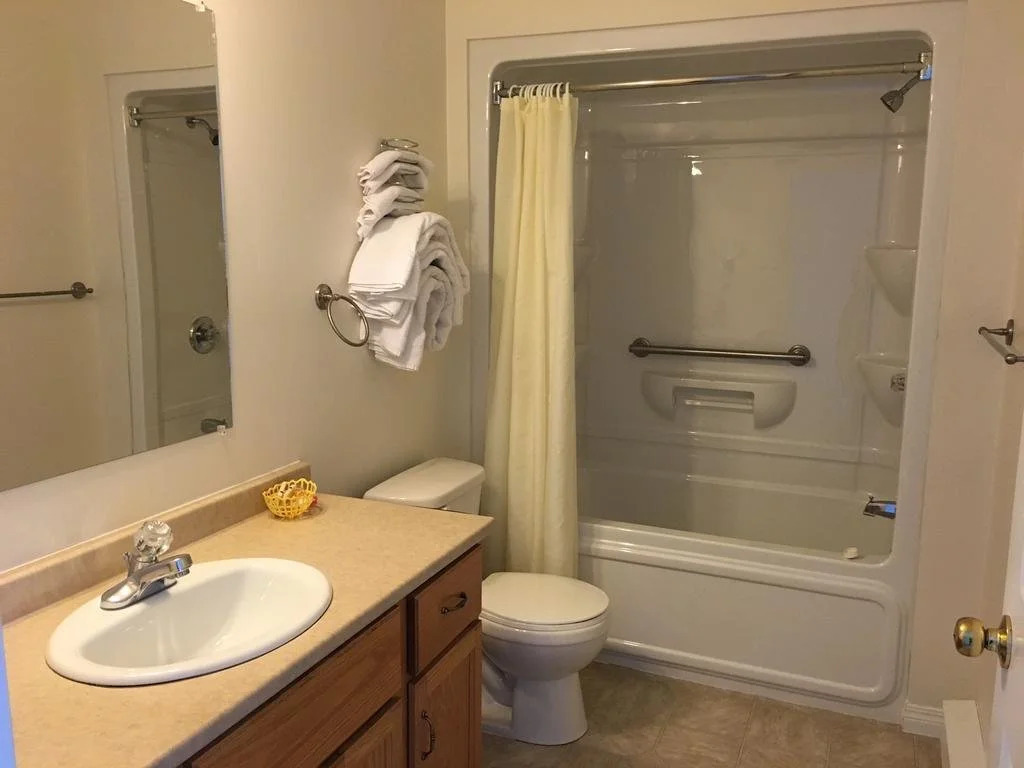 Airport Inn