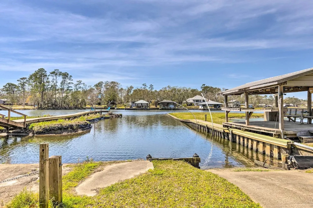 Pool & Dock Access: Gulf Shores Family Getaway!