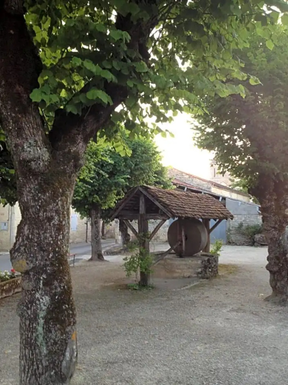 Le Grenier 1 Rue Verte Tusson 16140 France