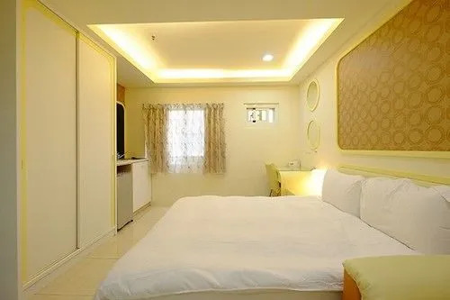 Nora Hostel