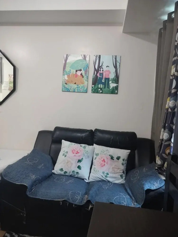 Luxurious City Getaway in Quezon City - Private Condo for Rent