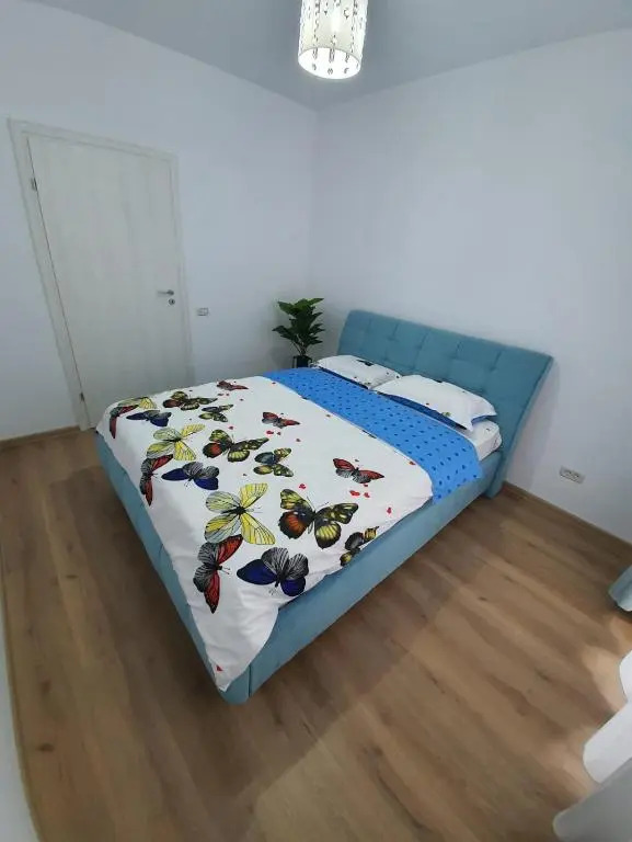 Apartament 3 camere militari residence