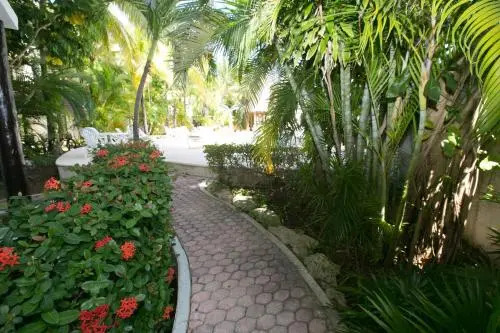 Groovy 1br Condo at Great Location by Happy Address