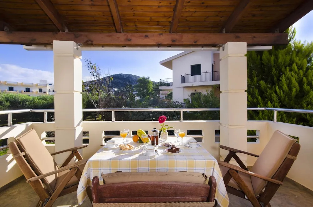 Villa Anthion
