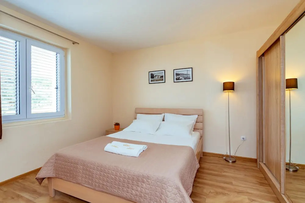 Uphill Glavanovic Villas