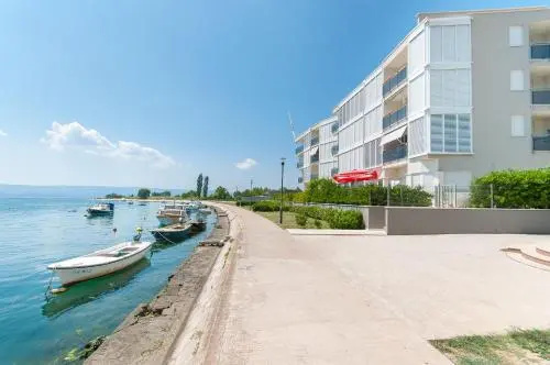 Ap 4 2 In One Of The Most Luxury Building In Omis