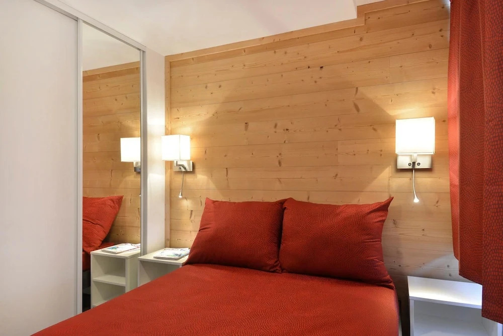 Residence Saintjacques Three-roomed Apartment for 7 People of 51 m2 S812