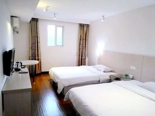 Nanning Caiyuan Business Hotel