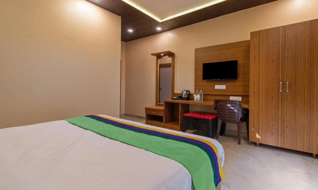 Treebo Heaven Grand Ayodhya