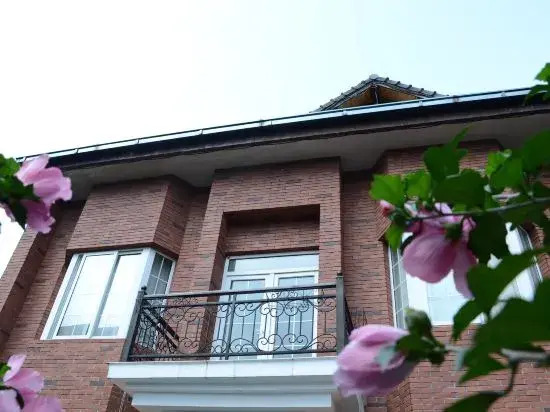 Xuanzhe Teahouse Inn