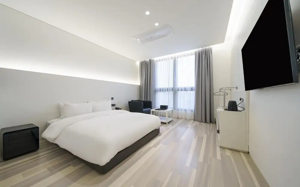 Pyeongtaek La Seine Tourist Hotel