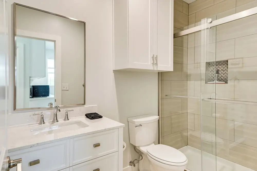 Steps to TCU Campus: Modern Fort Worth Apt
