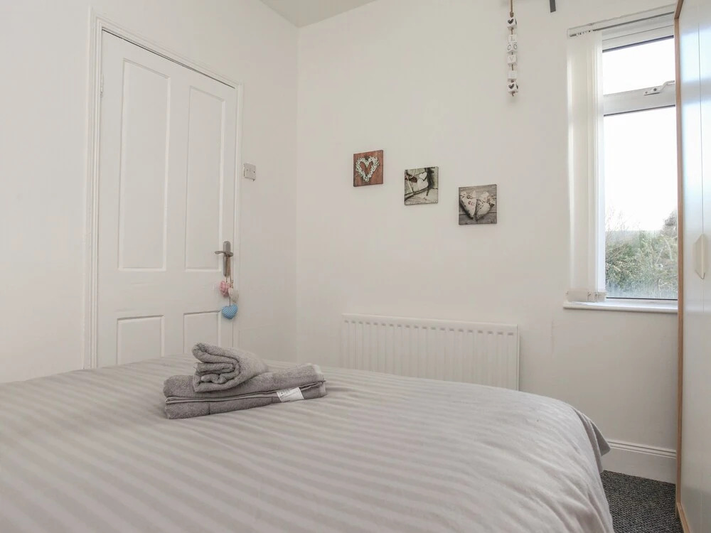 Belfast Budget Donegall Avenue 50