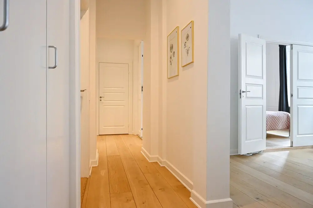 Sanders Arrow - Chic 3-bdr Apt w City View