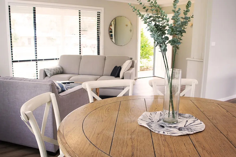 Charlottes Honor - River & Golf Cottage