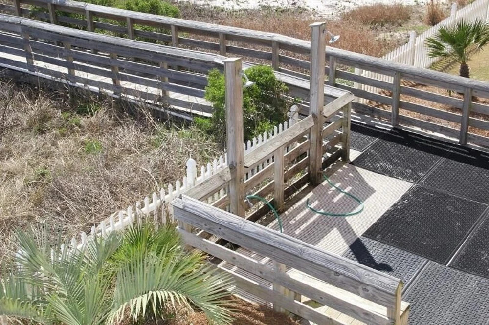 Royal Palms 201 - 2 Br Condo