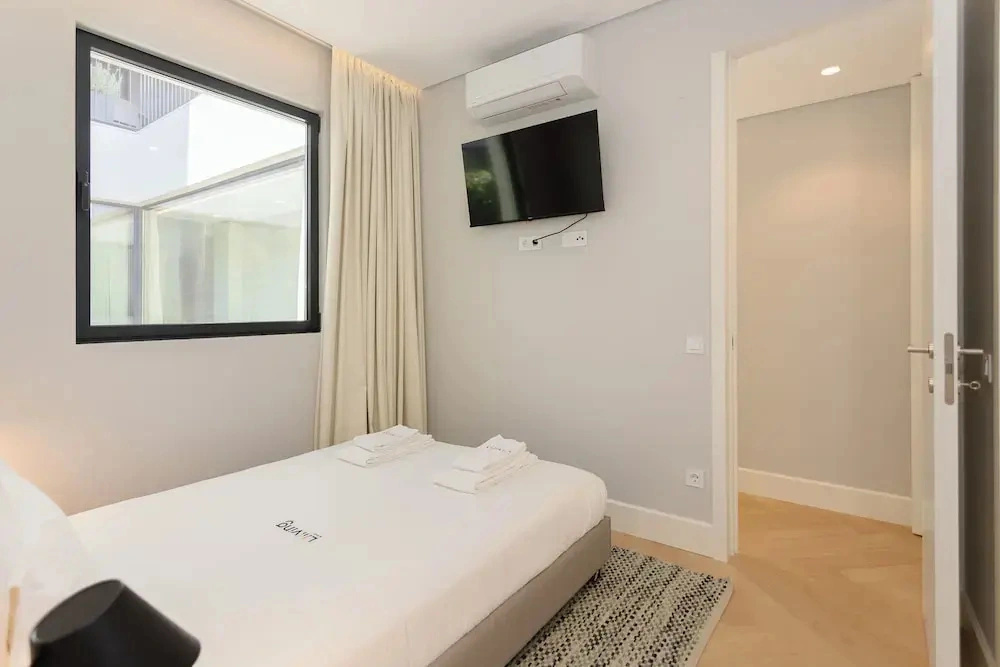 Pool Paradise Apartment C